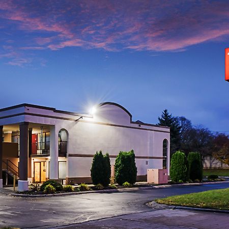 Red Roof Inn Indianapolis East Buitenkant foto